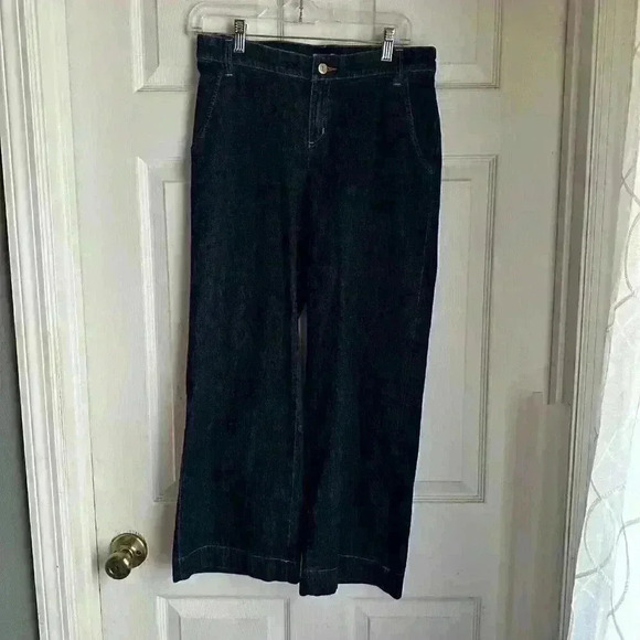 Lilly Pulitzer Main Line Fit Denim Jeans Size 4 Wide Leg Crop - Picture 2 of 8